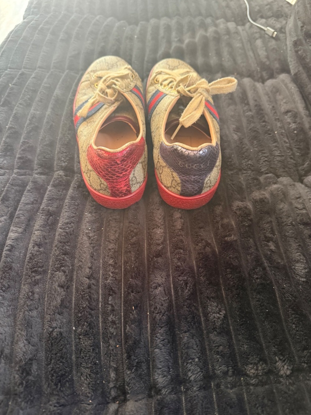 Gucci shoes - Picture 2 of 4